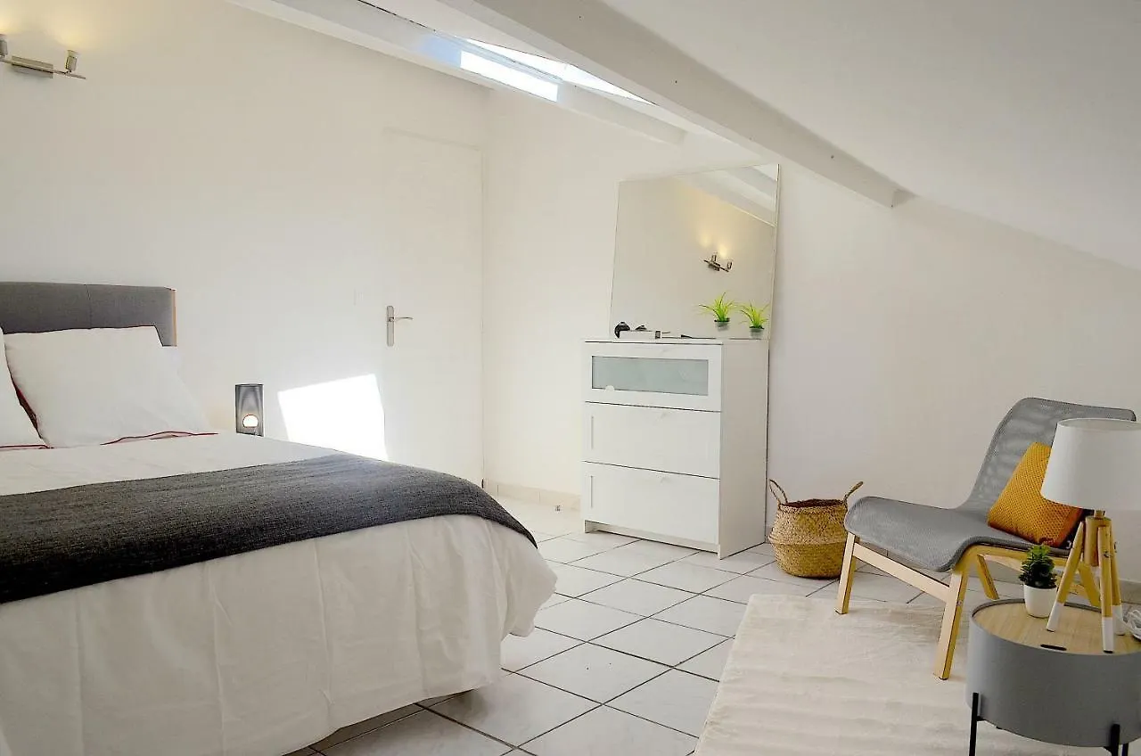 Duplex Liberte Plein Centre Apartamento Saint-Raphaël 0*,
