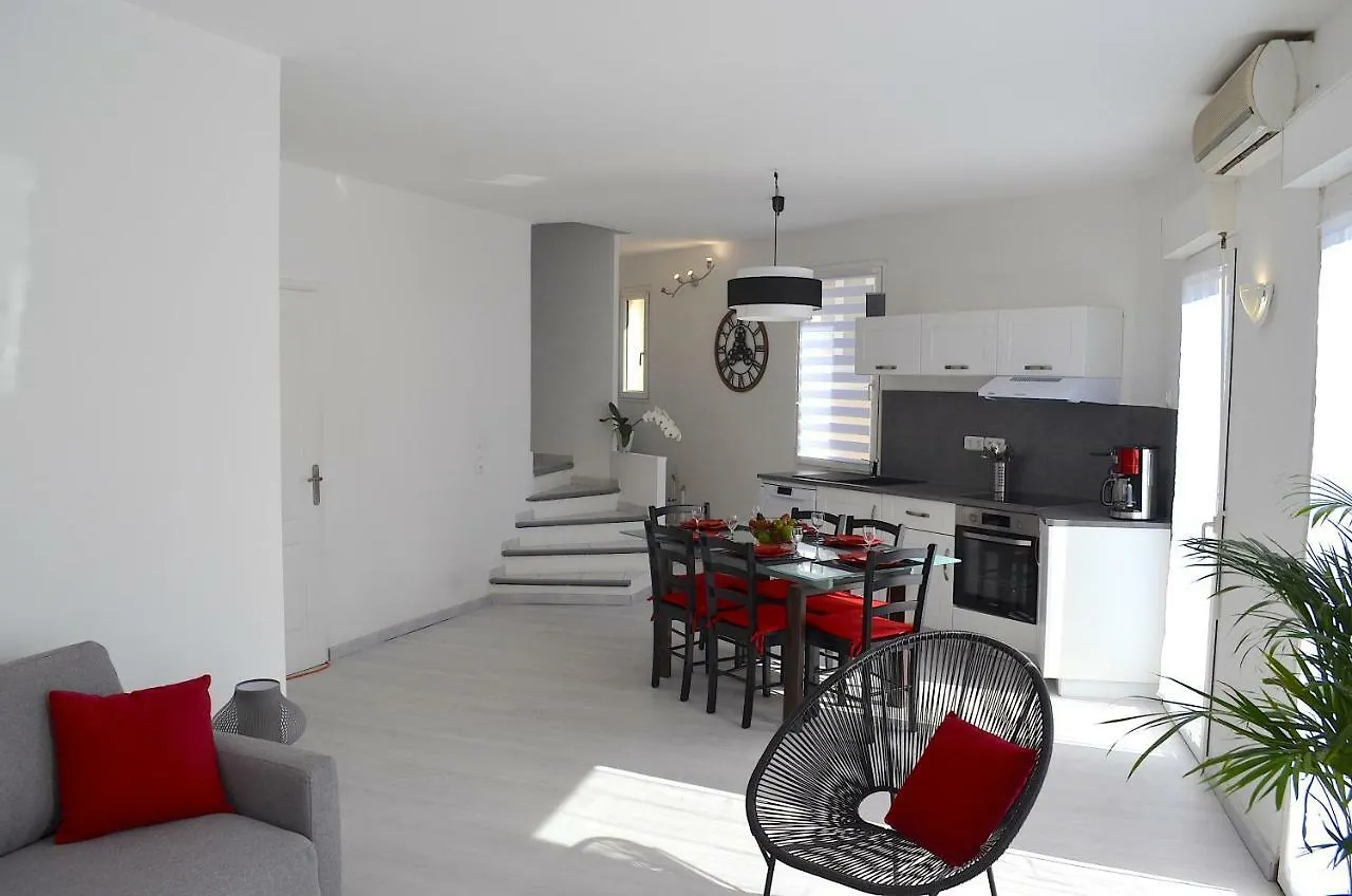 Duplex Liberte Plein Centre Apartamento Saint-Raphaël