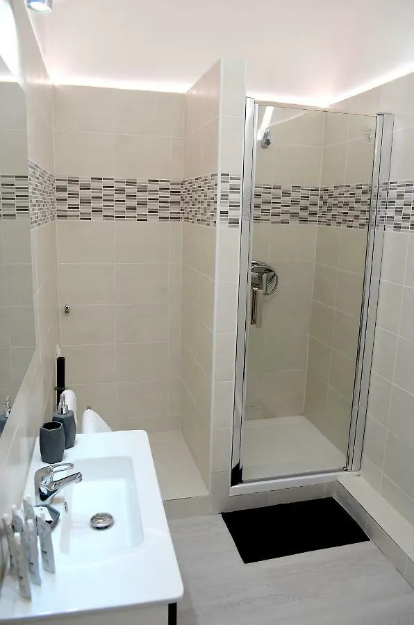 Duplex Liberte Plein Centre Apartment Saint-Raphael